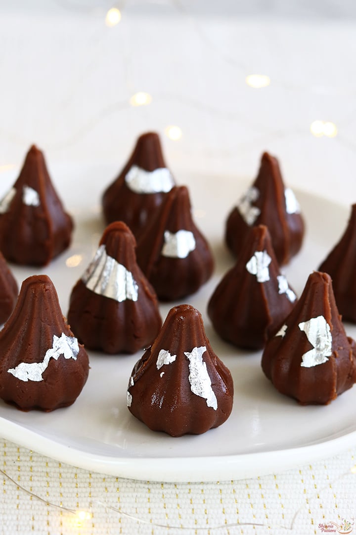chocolate modak served