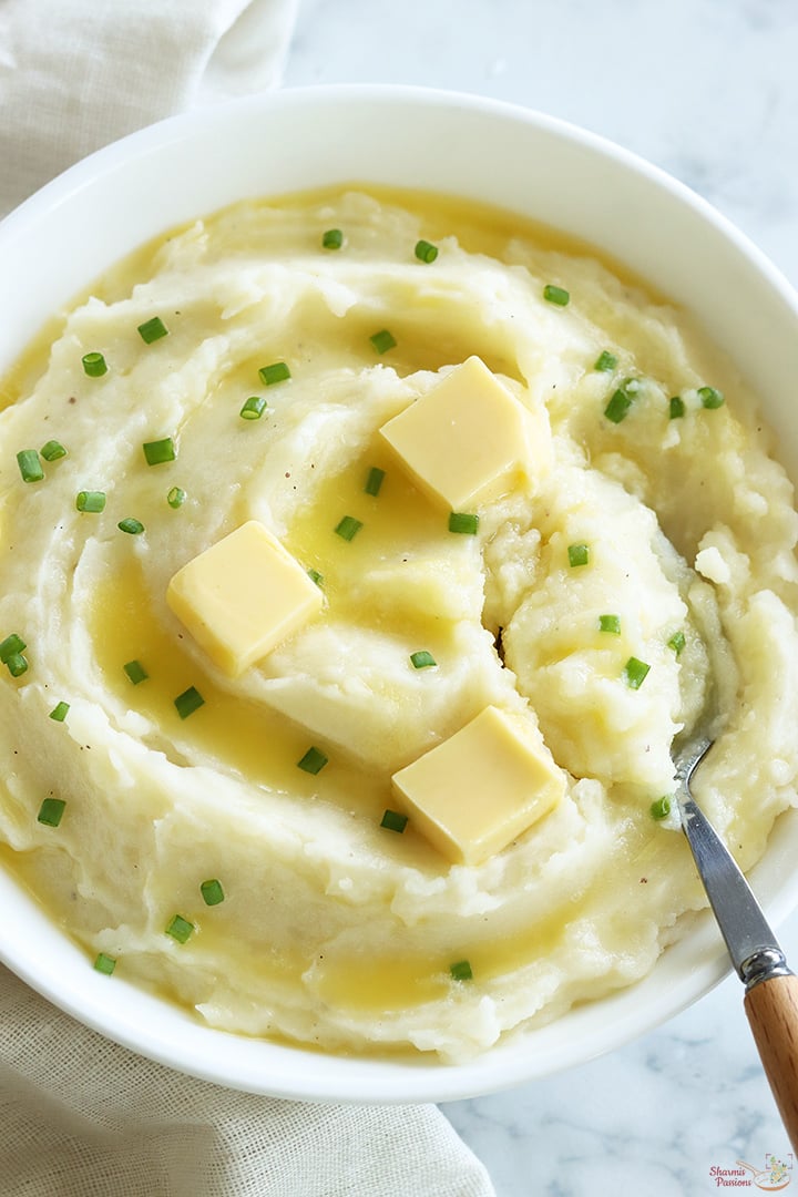 mashed potatoes served