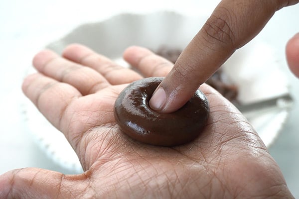 roll, flatten and make dent