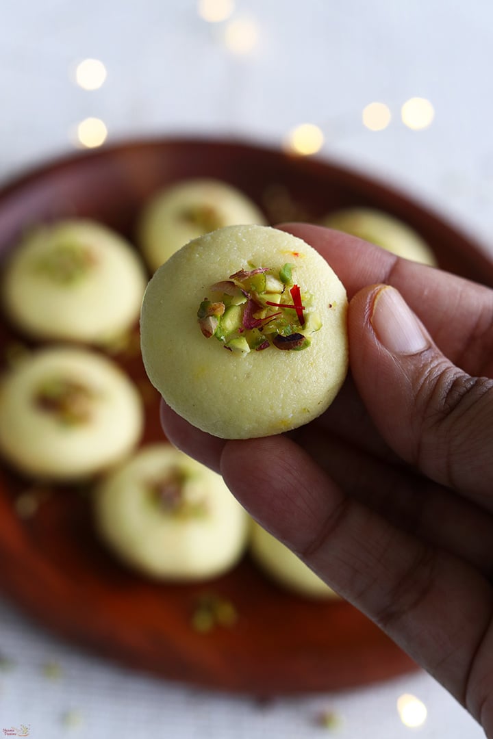 sandesh sweet served in a wooden plate