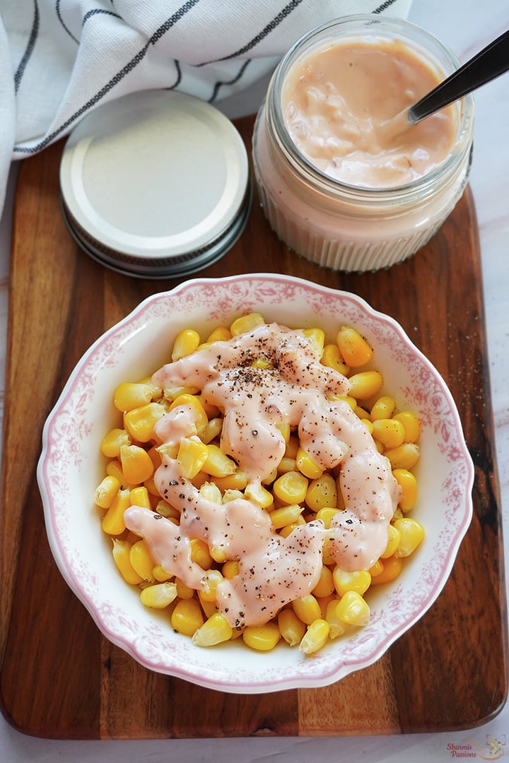 boiled corn with 1000 island dressing