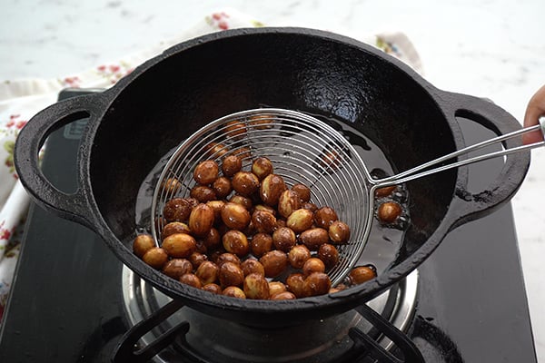 fry raisins