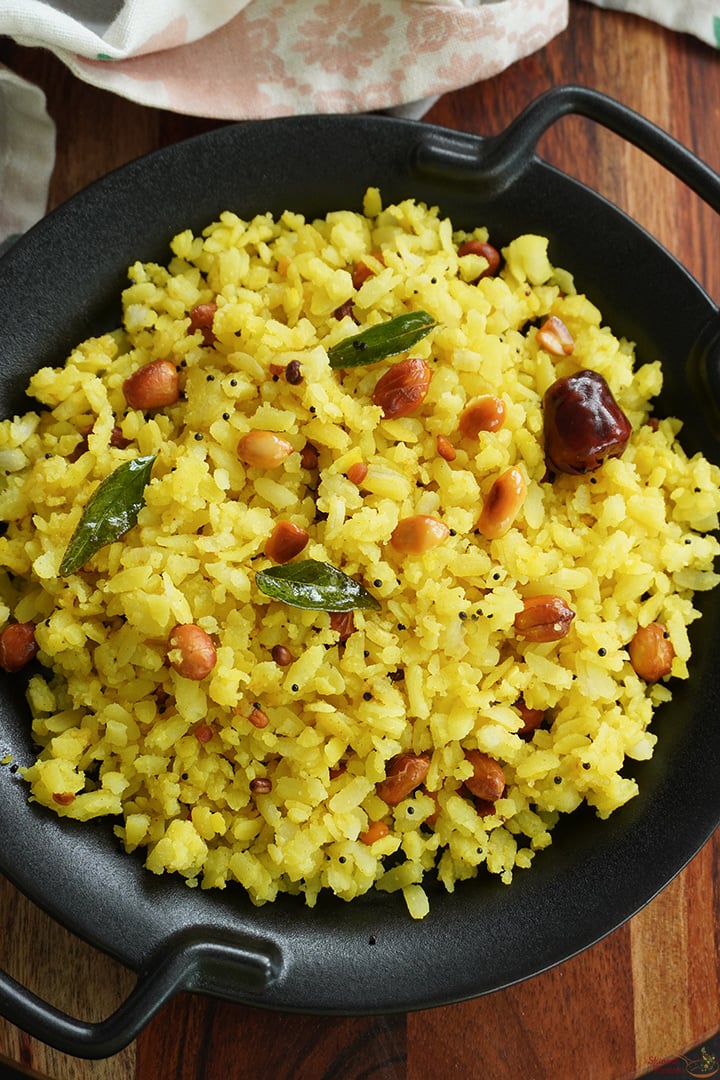 lemon poha served