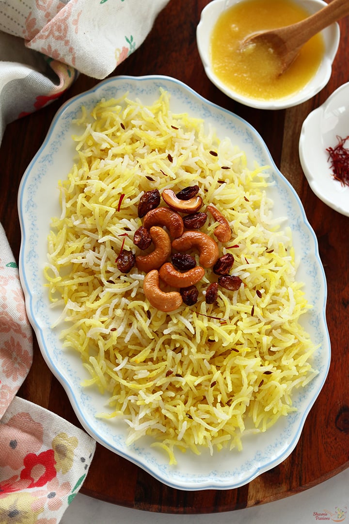 saffron rice served with nuts and raisins