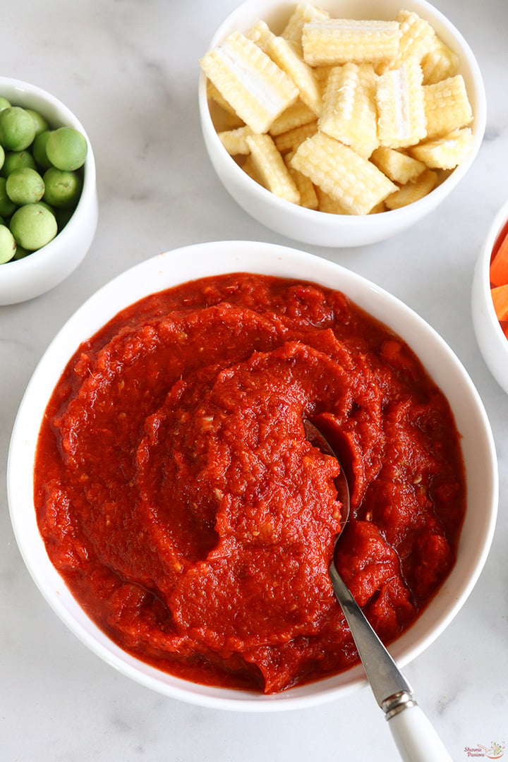 homemade thai red curry paste