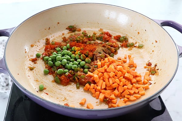 add veggies, spice powders